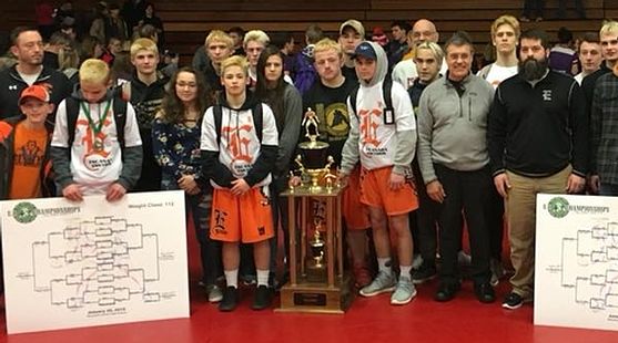 Eskymos Take Home Up Wrestling Championship Rrn Sports The Source For Sports In Michigans 1871